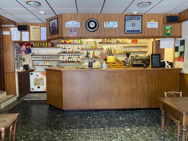 Hotel Restaurant De La Poste Saint-Colomban-des-Villards Esterno foto